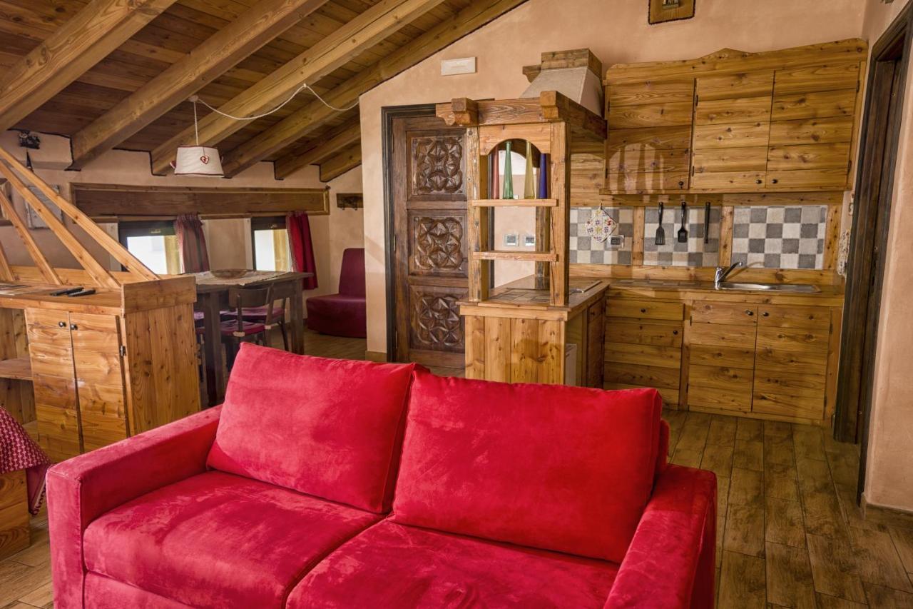 Agriturismo B&B Chevres A Cheval Charvensod Exterior foto