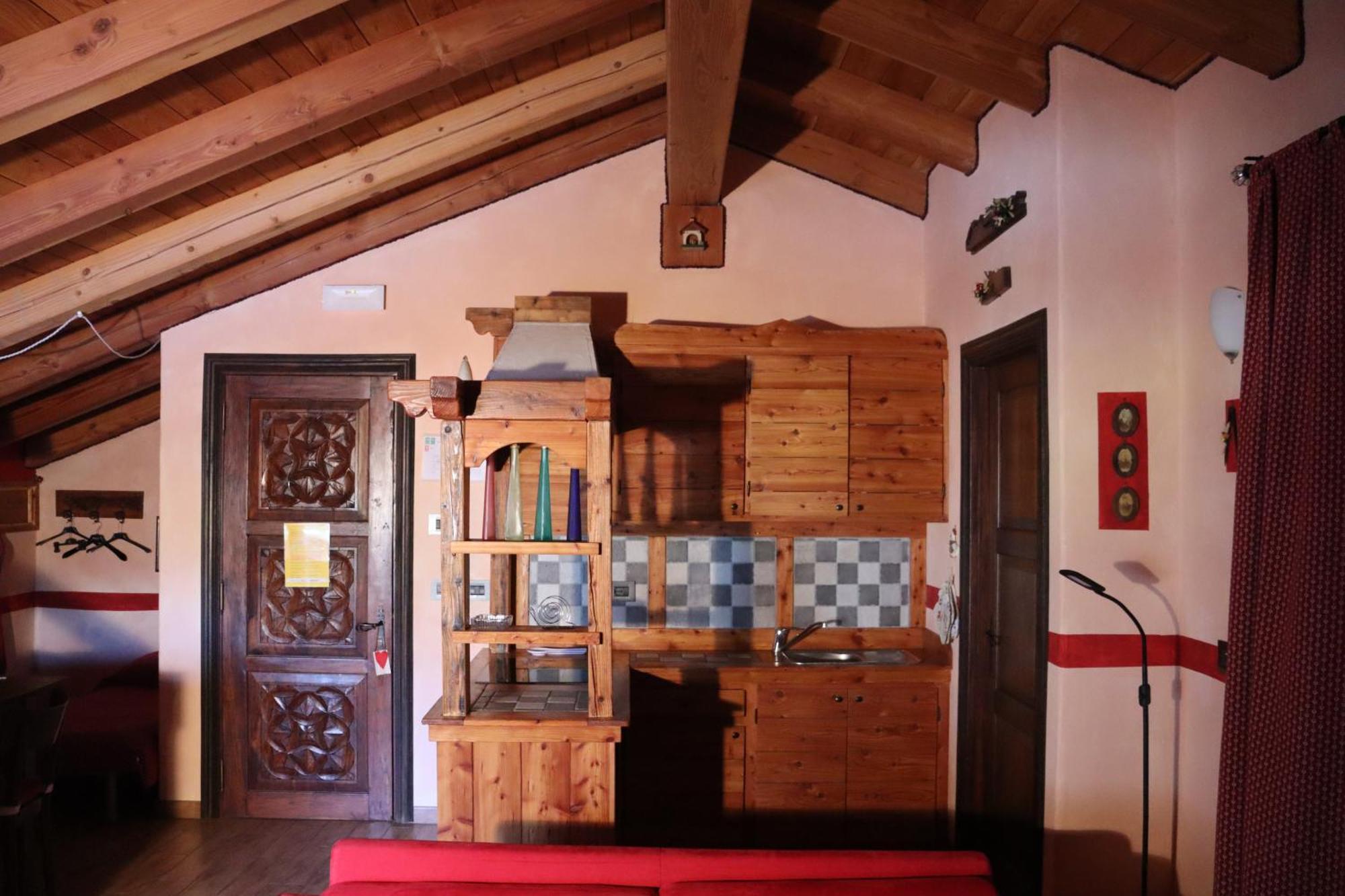 Agriturismo B&B Chevres A Cheval Charvensod Exterior foto