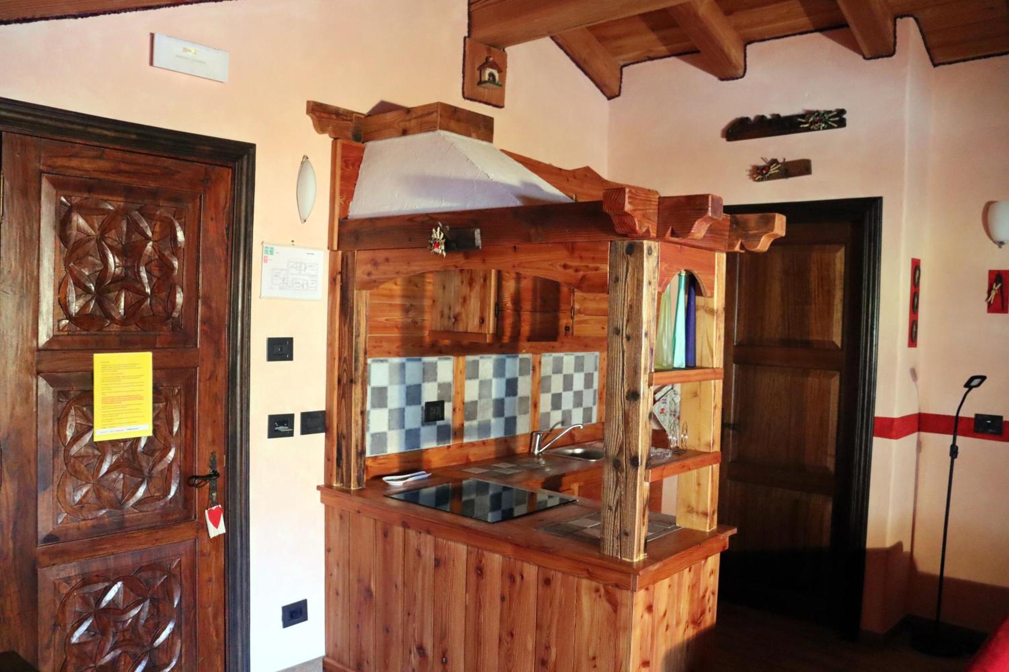 Agriturismo B&B Chevres A Cheval Charvensod Exterior foto