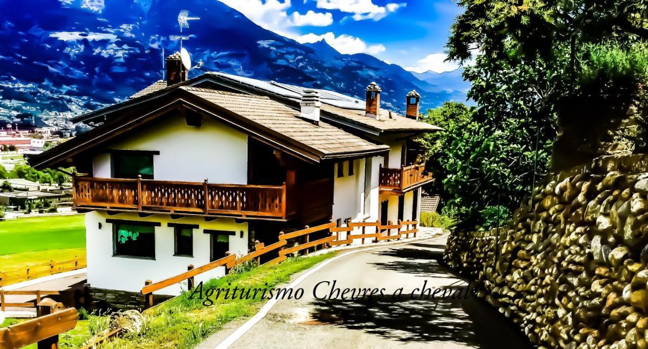 Agriturismo B&B Chevres A Cheval Charvensod Exterior foto